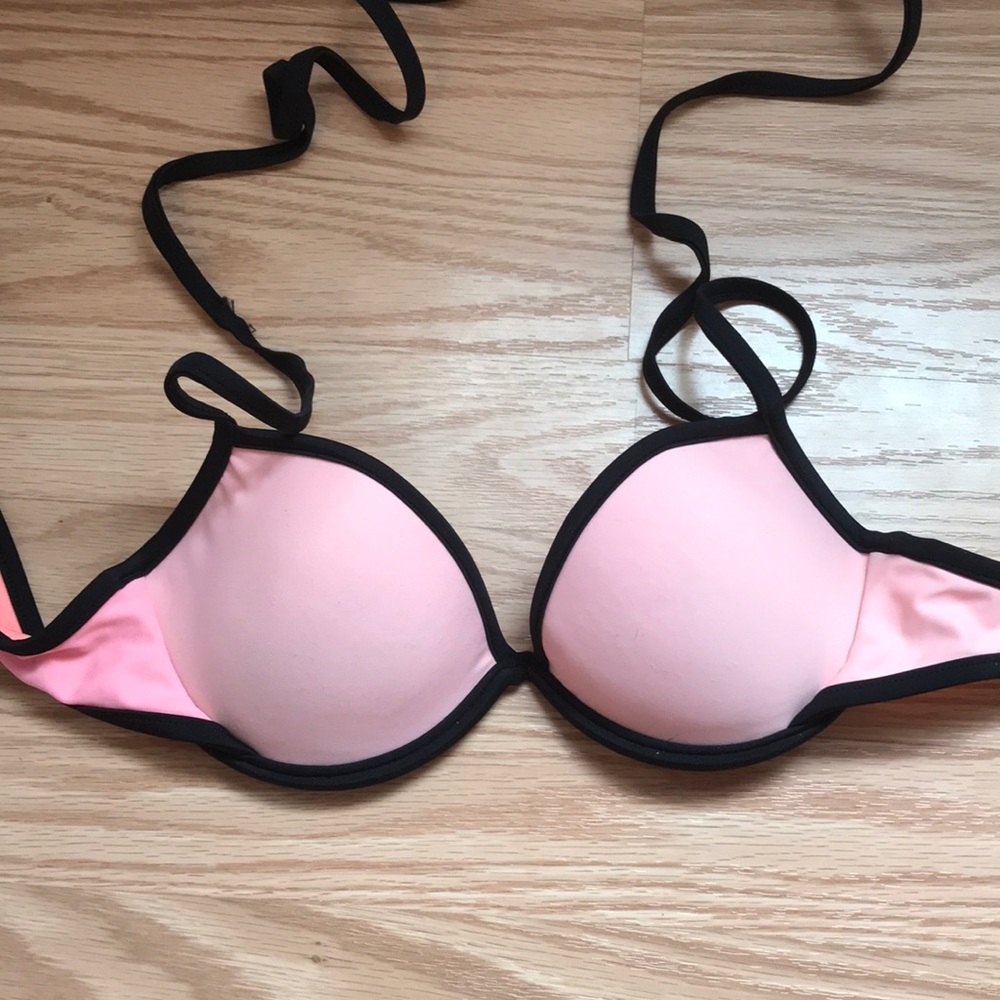 Pink push-up bikini top xs